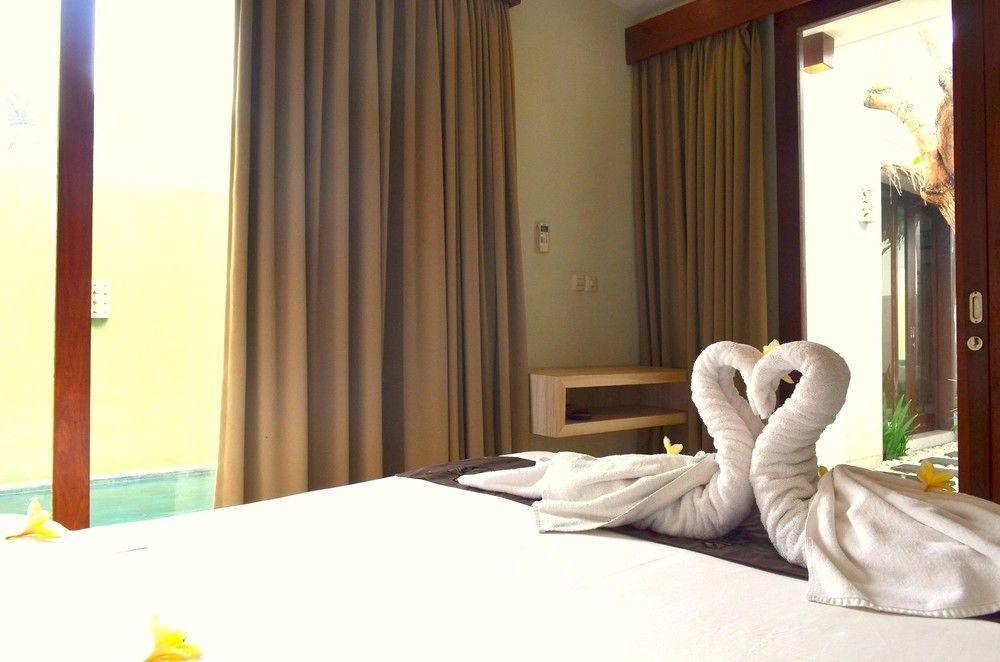 จาสบูทีควิลลา Villa เซมินยัค ภายนอก รูปภาพ