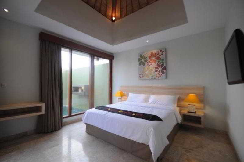 จาสบูทีควิลลา Villa เซมินยัค ภายนอก รูปภาพ