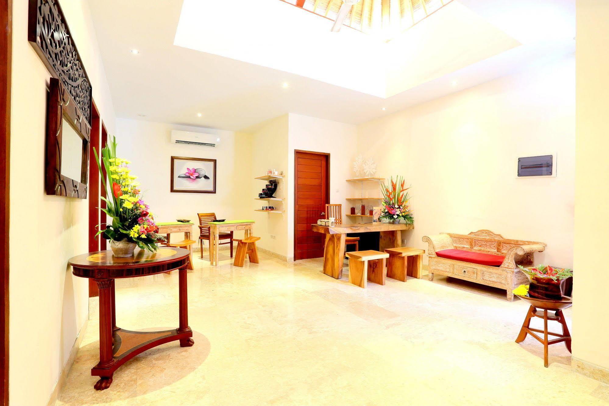 จาสบูทีควิลลา Villa เซมินยัค ภายนอก รูปภาพ